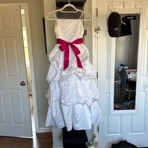 Girl’s Elegant White Dress with Pink Bow perfect for a flower girl